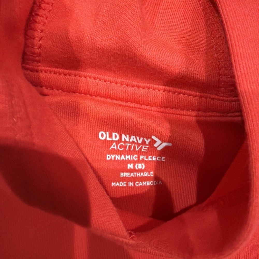 Old Navy Girls Dynamic Fleece Cropped Graphic Hoodie Size M 8 - Picture 2 of 5